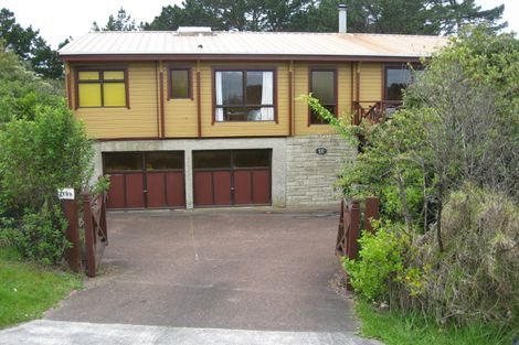 Photo of property in 1/1129 Whangaparaoa Road, Tindalls Beach, Whangaparaoa, 0930