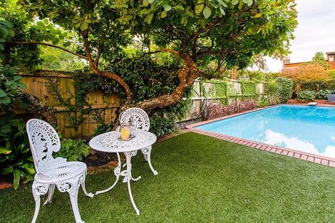 Photo of property in 297 Beach Road, Campbells Bay, Auckland, 0630