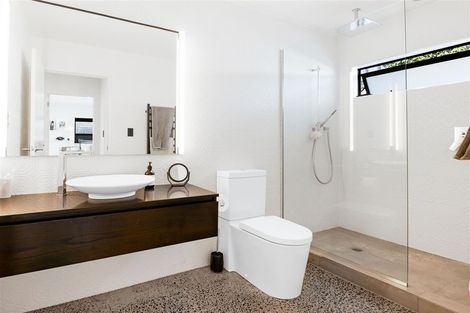 Photo of property in 20 Renoir Street, West Harbour, Auckland, 0618