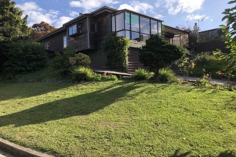 Photo of property in 130 Lake Crescent, Hamilton Lake, Hamilton, 3204