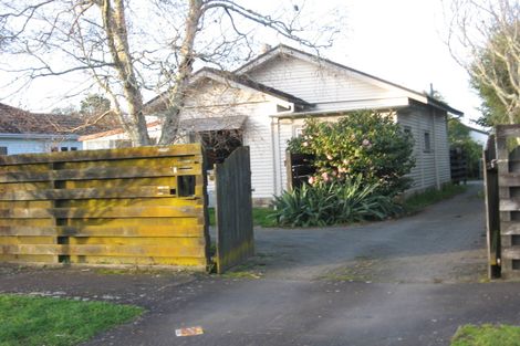 Photo of property in 4 Saint Olpherts Avenue, Hamilton East, Hamilton, 3216