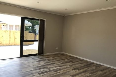 Photo of property in 4a Milton Road, Orewa, 0931