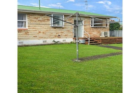 Photo of property in 2/576 Queen Street East, Levin, 5510
