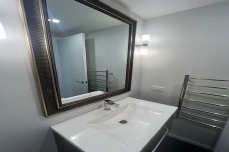 Photo of property in 2b Devon Street, Aro Valley, Wellington, 6021