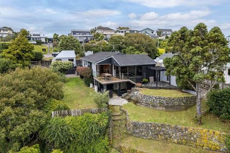 Photo of property in 55 Kahu Road, Paremata, Porirua, 5024