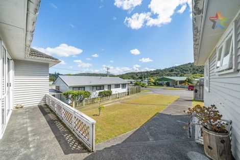 Photo of property in 72 Glen Road, Stokes Valley, Lower Hutt, 5019