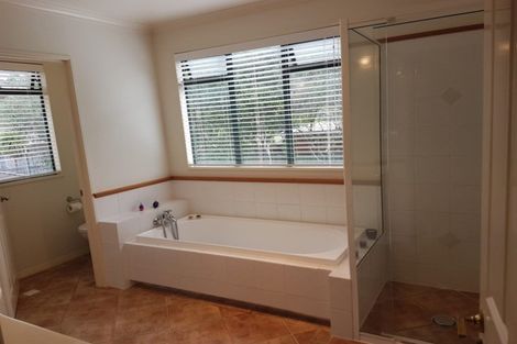 Photo of property in 39 Regency Park Drive, Gulf Harbour, Whangaparaoa, 0930