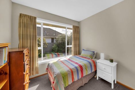 Photo of property in 32 Coniston Avenue, Ilam, Christchurch, 8041