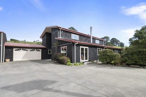 Photo of property in 268 Turitea Road, Turitea, Palmerston North, 4472