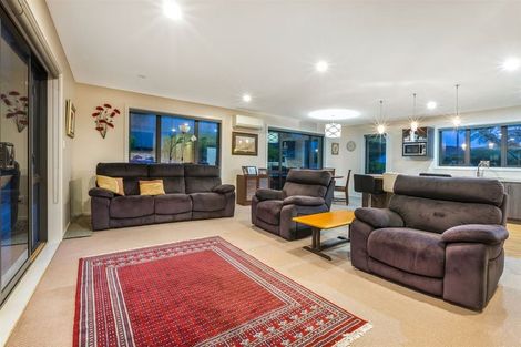 Photo of property in 6 Tasman Close, Aotea, Porirua, 5024