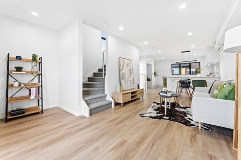 Photo of property in 9 Dotterel Place, Westgate, Auckland, 0614