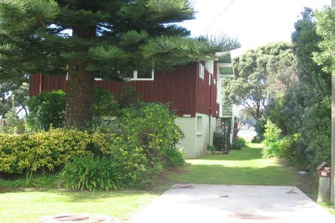 Photo of property in 136 Pipi Road, Whangamata, 3620