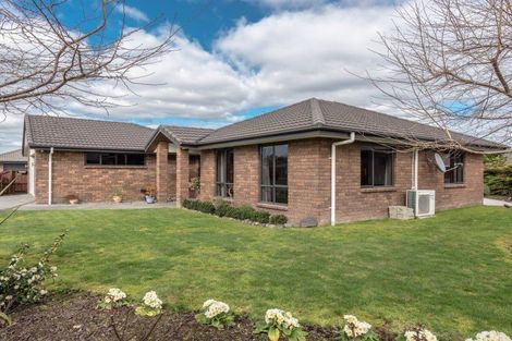 Photo of property in 10 Wiltshire Drive, Huntington, Hamilton, 3210