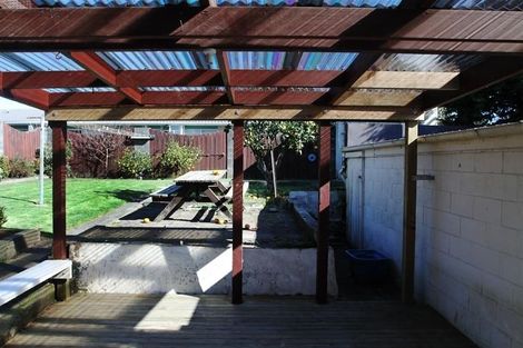 Photo of property in 64 Record Street, Fitzroy, New Plymouth, 4312