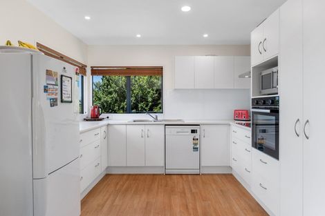 Photo of property in 15 Cashmere Way, Welcome Bay, Tauranga, 3112