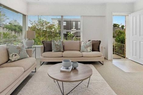 Photo of property in 1/58 Arran Road, Browns Bay, Auckland, 0630