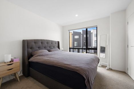 Photo of property in 4/47a Huntington Drive, Huntington Park, Auckland, 2013