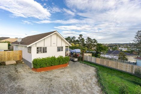 Photo of property in 44 Glenbervie Crescent, Massey, Auckland, 0614