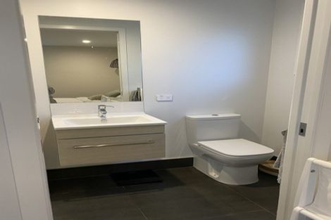 Photo of property in 4/4163 Great North Road, Glen Eden, Auckland, 0602