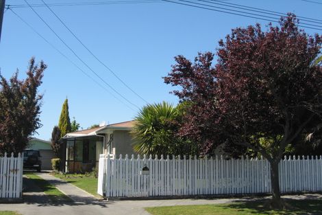 Photo of property in 12 Chedworth Avenue, Bishopdale, Christchurch, 8053