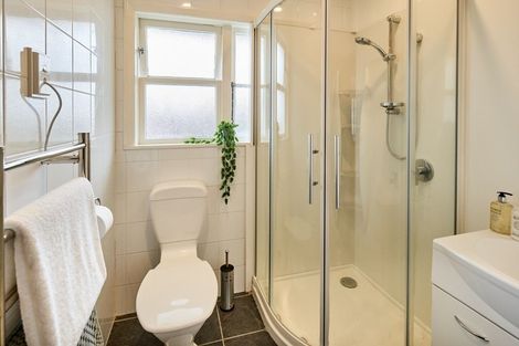 Photo of property in 5 Lane Street, Wallaceville, Upper Hutt, 5018