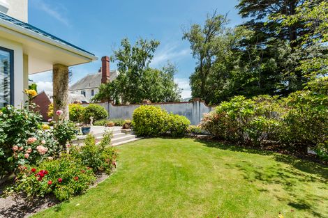 Photo of property in 24 Balmacewen Road, Maori Hill, Dunedin, 9010