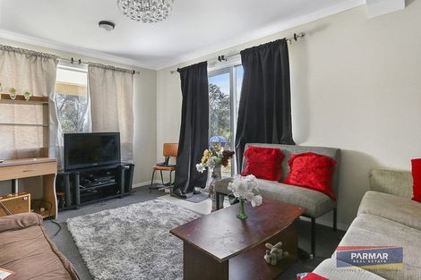 Photo of property in 64 Reynella Drive, Massey, Auckland, 0614