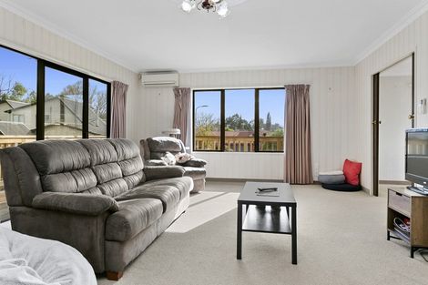 Photo of property in 3 Drayton Place, Leamington, Cambridge, 3432