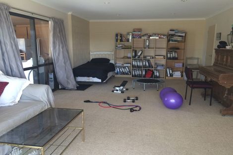 Photo of property in 12 Kilgour Street, Waihola, Milton, 9073