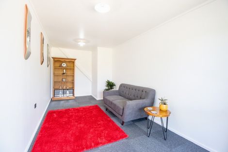 Photo of property in 25 Chapel Street, Takapuwahia, Porirua, 5022