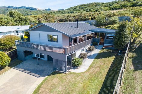 Photo of property in 25 Chapel Street, Takapuwahia, Porirua, 5022