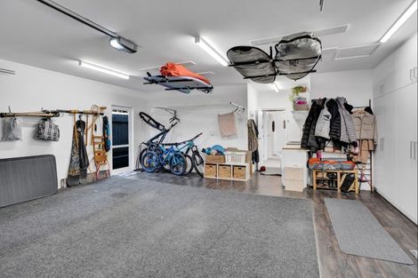 Photo of property in 14a Clawton Street, Westown, New Plymouth, 4310