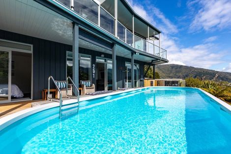 Photo of property in 251 Queen Charlotte Drive, Havelock, Picton, 7281