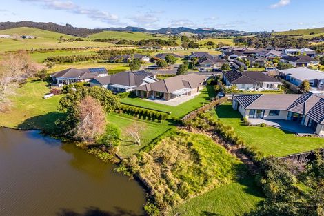 Photo of property in 7 Captains Loop, Haruru, 0204