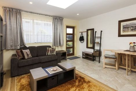 Photo of property in 2/80 Bishop Street, St Albans, Christchurch, 8014