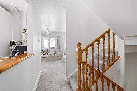 Photo of property in 12b Hobson Street, Thorndon, Wellington, 6011