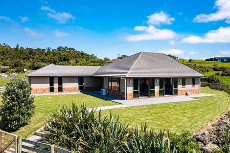 Photo of property in 31 Bay View Road, Whangarei Heads, Whangarei, 0174