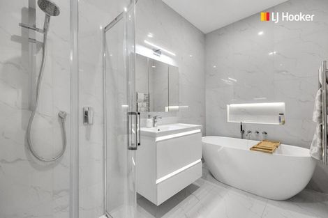 Photo of property in 12 Highcliff Road, Andersons Bay, Dunedin, 9013