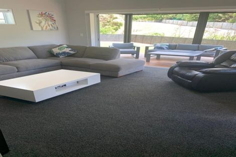 Photo of property in 12 Botany Lane, Whitby, Porirua, 5024