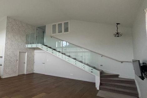 Photo of property in 9 Wharf Road, Albany, Auckland, 0632