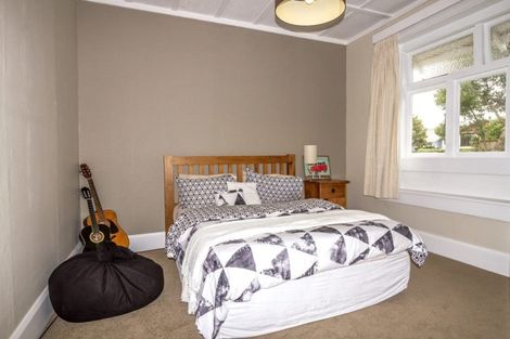 Photo of property in 90 Lyndhurst Street, Takaro, Palmerston North, 4412