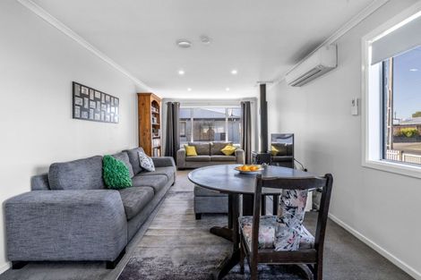 Photo of property in 220 Mcquarrie Street, Kingswell, Invercargill, 9812