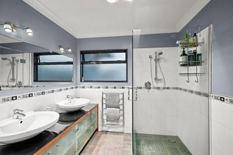 Photo of property in 241 Royal Road, Massey, Auckland, 0614