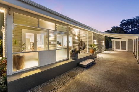 Photo of property in 12 Rawene Street, Waikanae, 5036