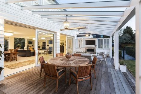 Photo of property in 11 Pentlow Place, Fendalton, Christchurch, 8052