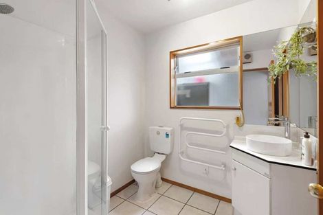 Photo of property in 33 Coniston Avenue, Ilam, Christchurch, 8041