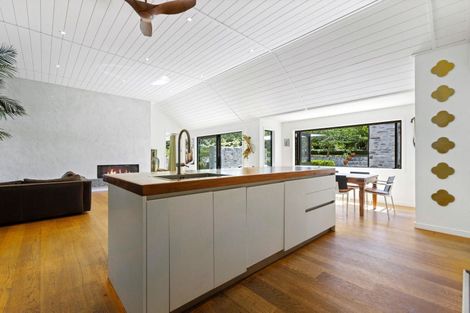 Photo of property in Butel Park, 15 Essex Avenue, Arrowtown, 9302