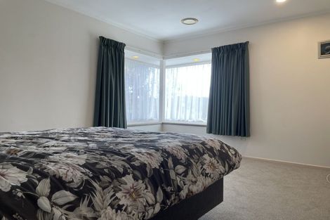 Photo of property in 68 Kapanui Road, Waikanae, 5036