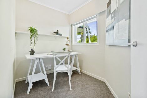 Photo of property in 36 Montgomery Avenue, Rothesay Bay, Auckland, 0630
