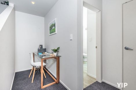 Photo of property in 35 Meadowcroft Grove, Johnsonville, Wellington, 6037